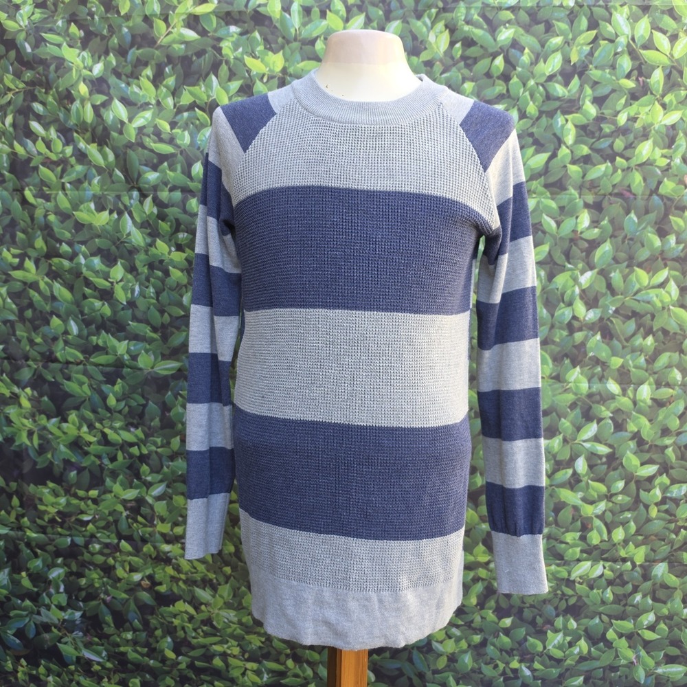 Poof Women's Medium Blue Gray Striped Knit Tunic Sweater Side Zipper
